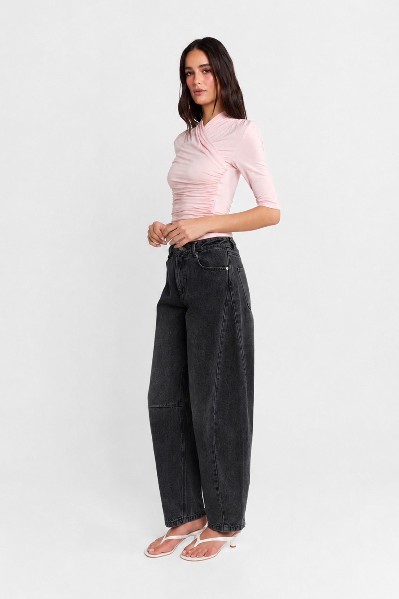 Cora Barrel Jeans | Black Denim