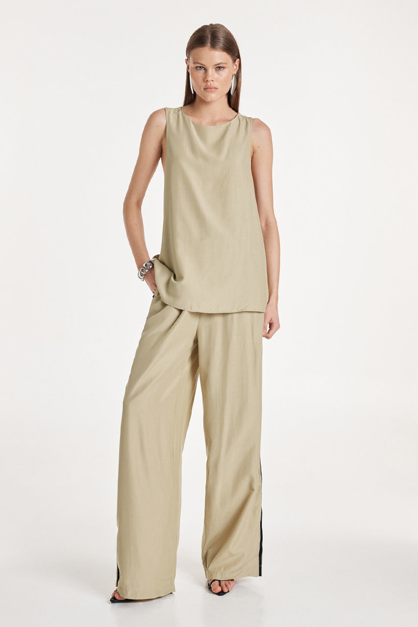 Tristan Top | Bone