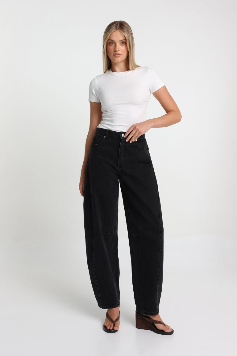 Cora Barrel Jeans | Black Denim