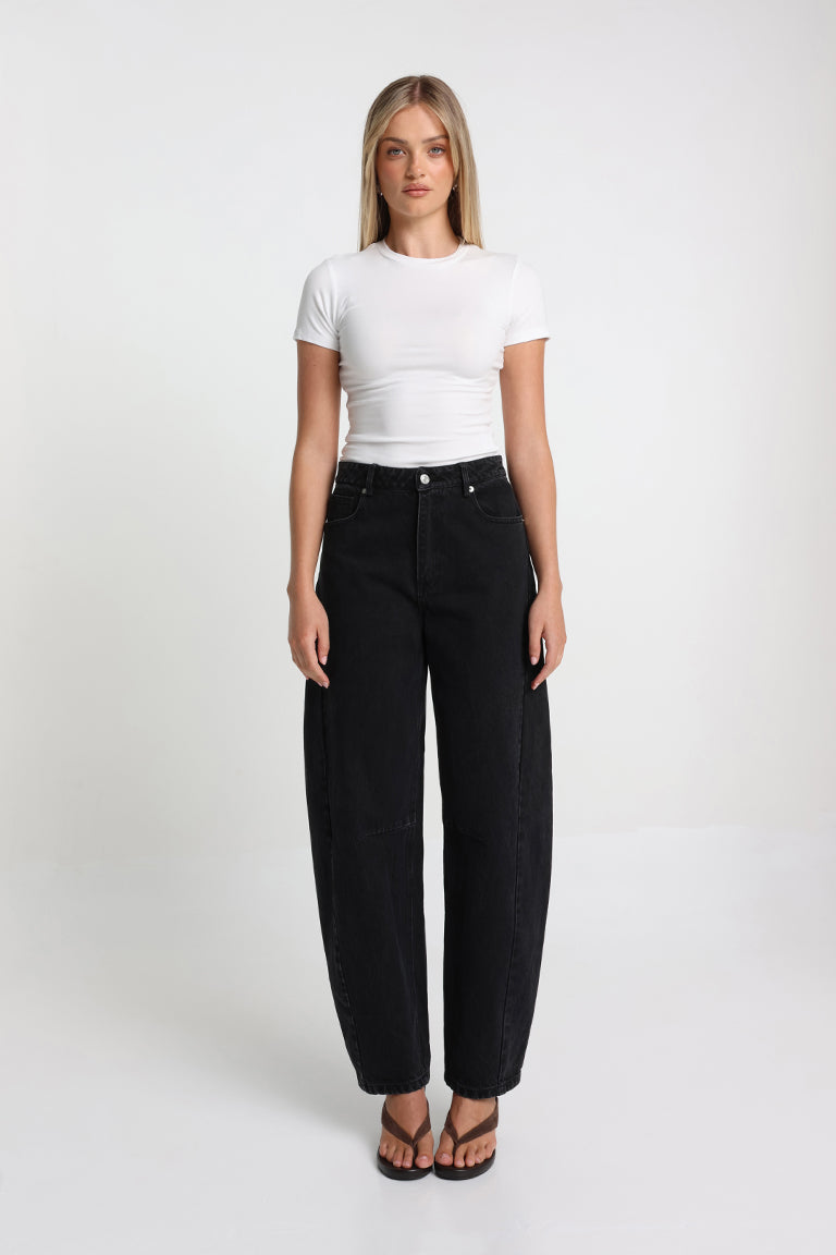 Cora Barrel Jeans | Black Denim